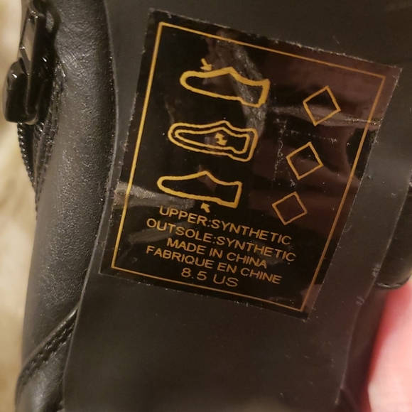 Black and Gold Quilted 4in Heel Boots Size 8.5 - Picture 7 of 7